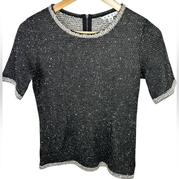 Cabi Sweater Top Short Sleeve Women Size XS Dark Gray Black Zipper Back Tweed - Picture 2 of 11